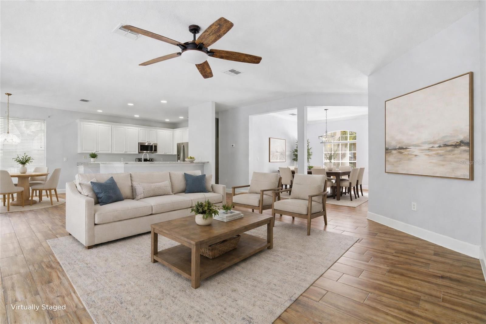 Listing photo id 9 for 3430 Turningwind Lane