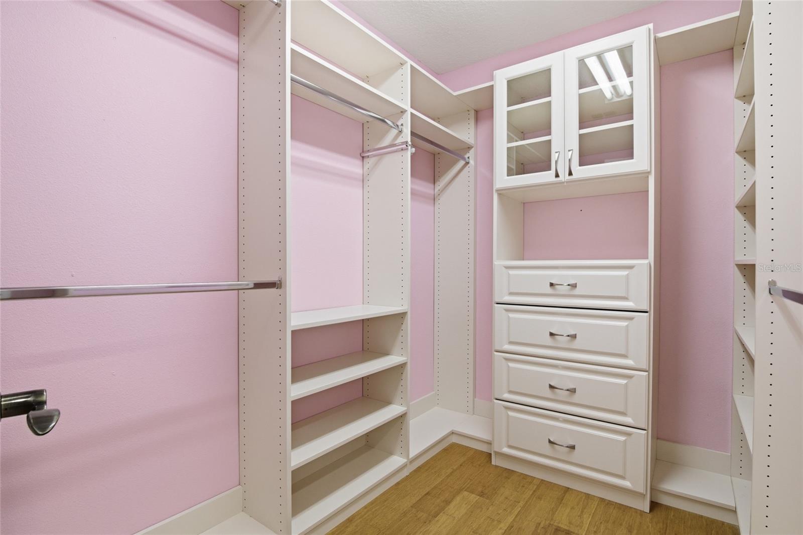 Listing photo id 24 for 3430 Turningwind Lane