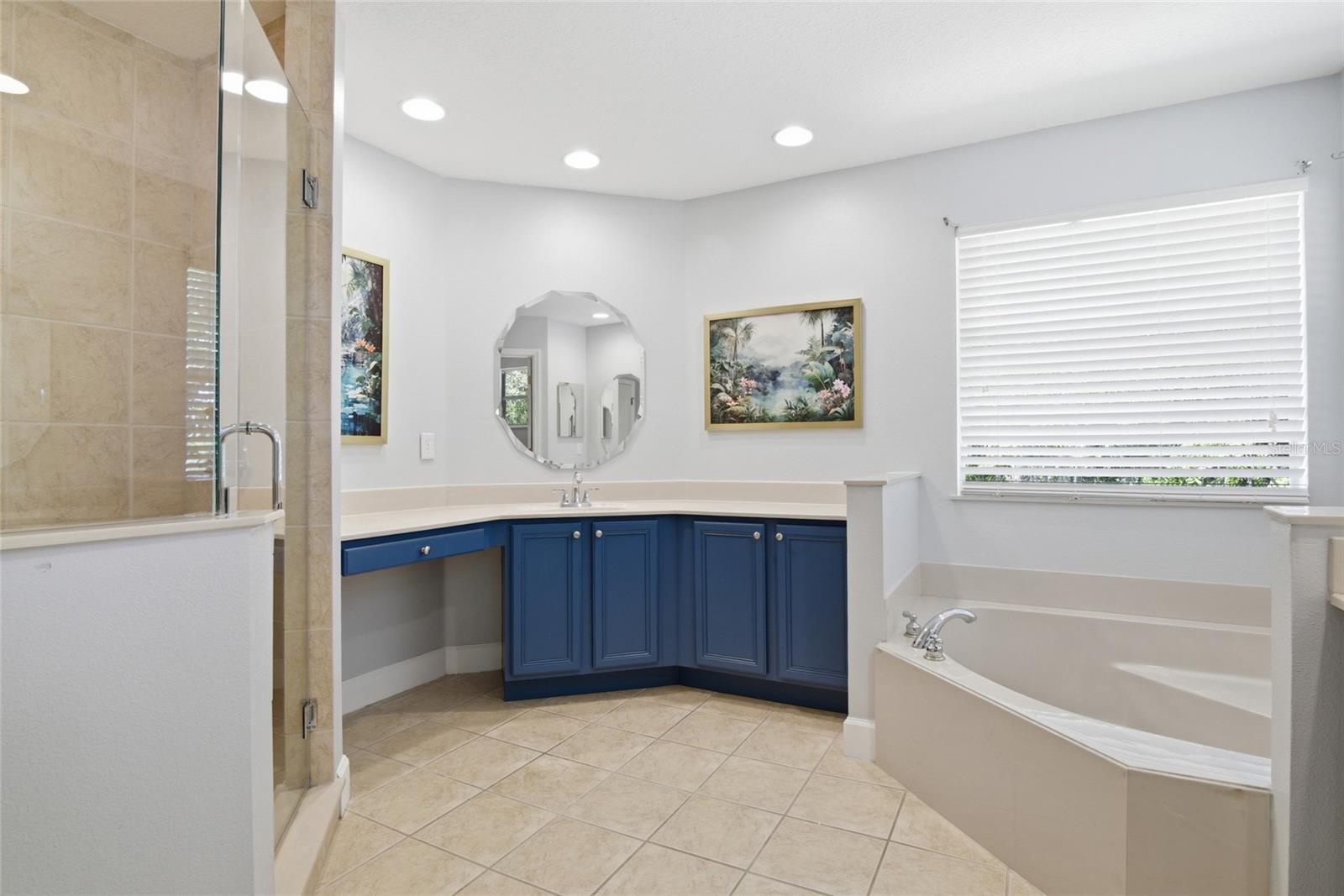 Listing photo id 25 for 3430 Turningwind Lane