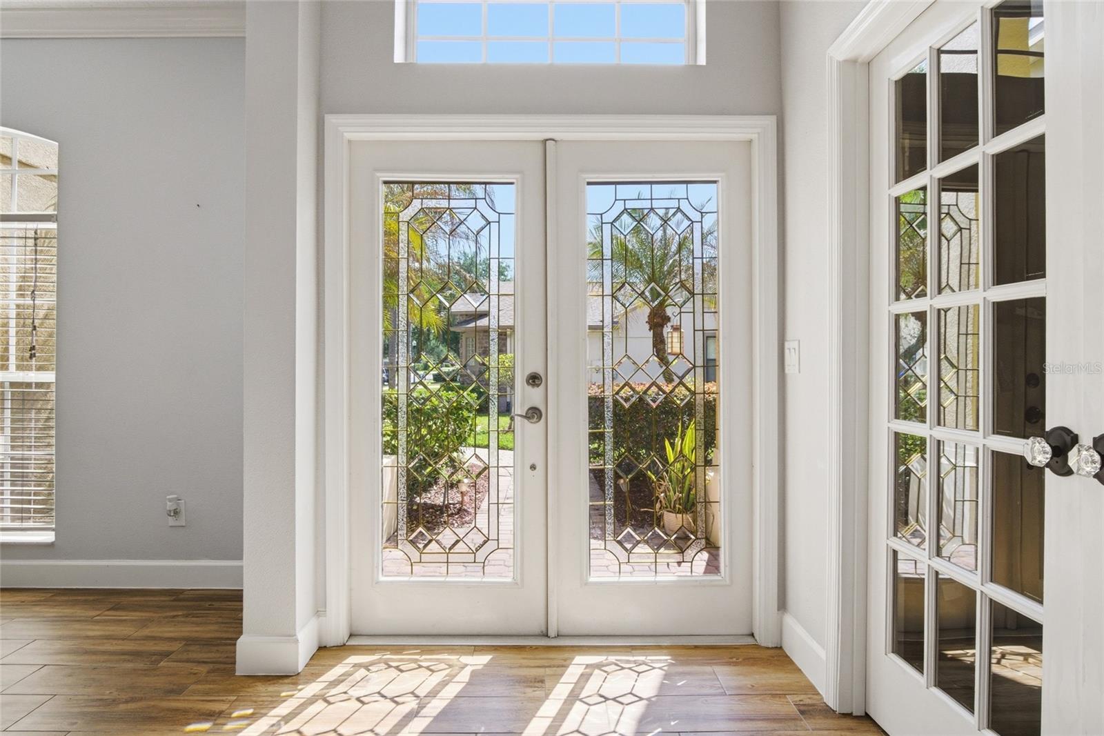 Listing photo id 2 for 3430 Turningwind Lane