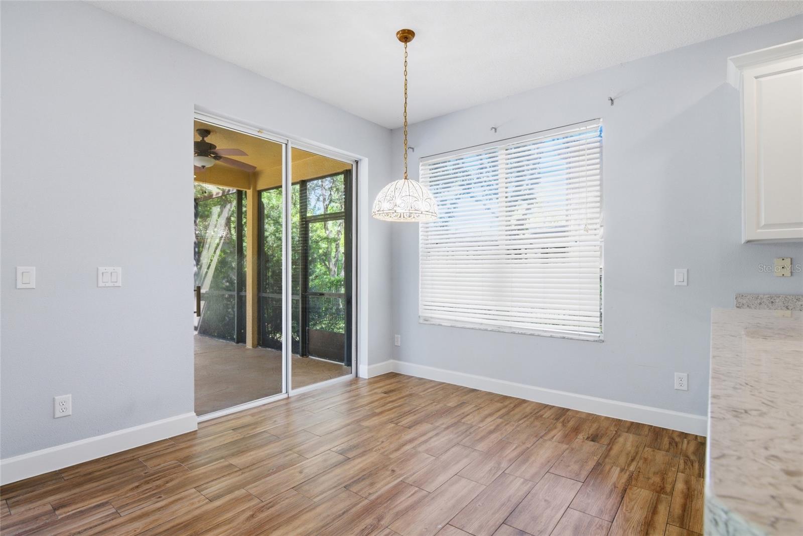 Listing photo id 6 for 3430 Turningwind Lane