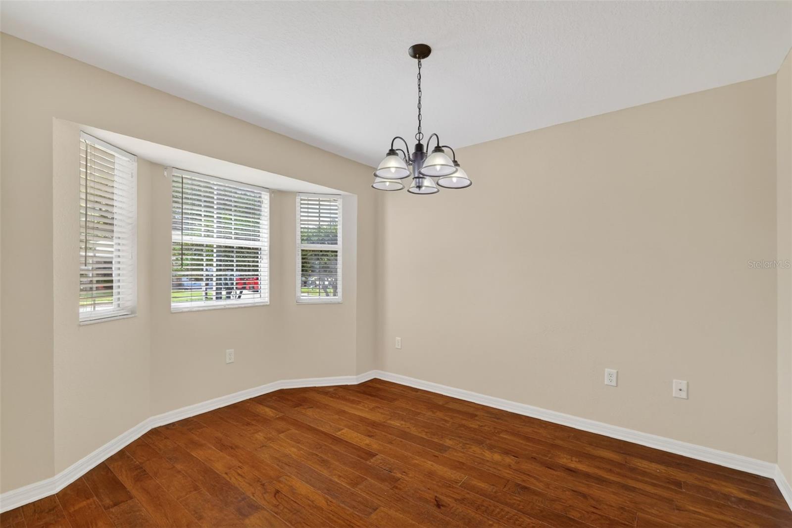 Image 17 of 51 For 2721 Bay Lagoon Way