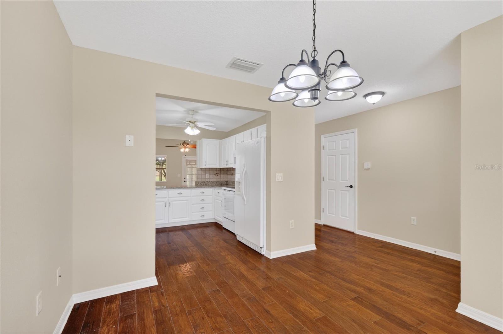 Image 18 of 51 For 2721 Bay Lagoon Way