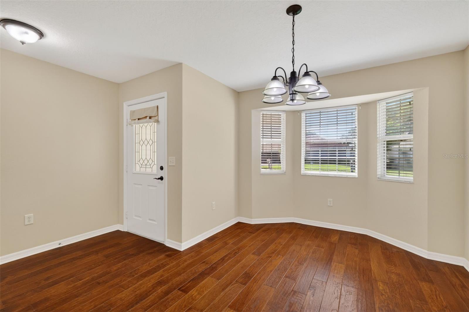 Image 20 of 51 For 2721 Bay Lagoon Way