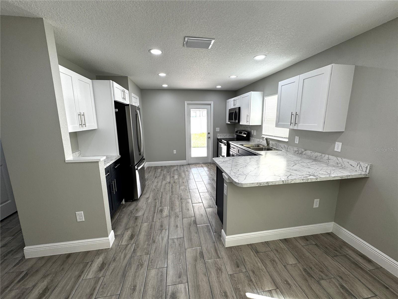 Image 4 of 13 For 5 Olive Place