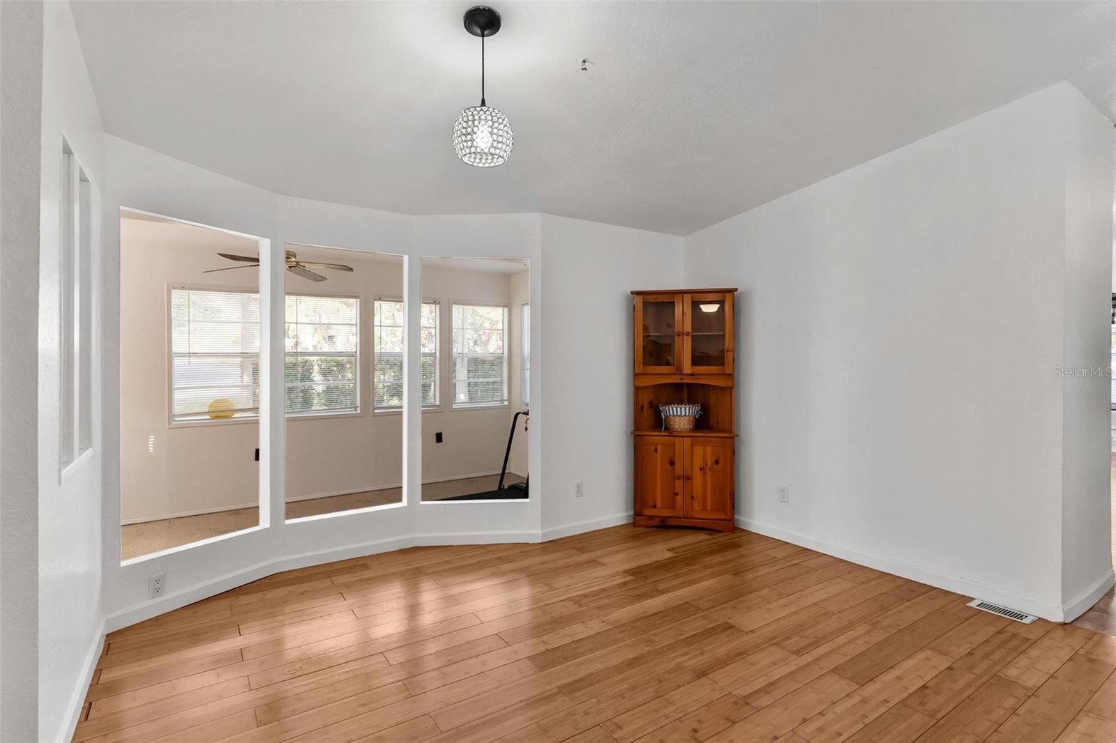 Image 10 of 42 For 18770 19th Place