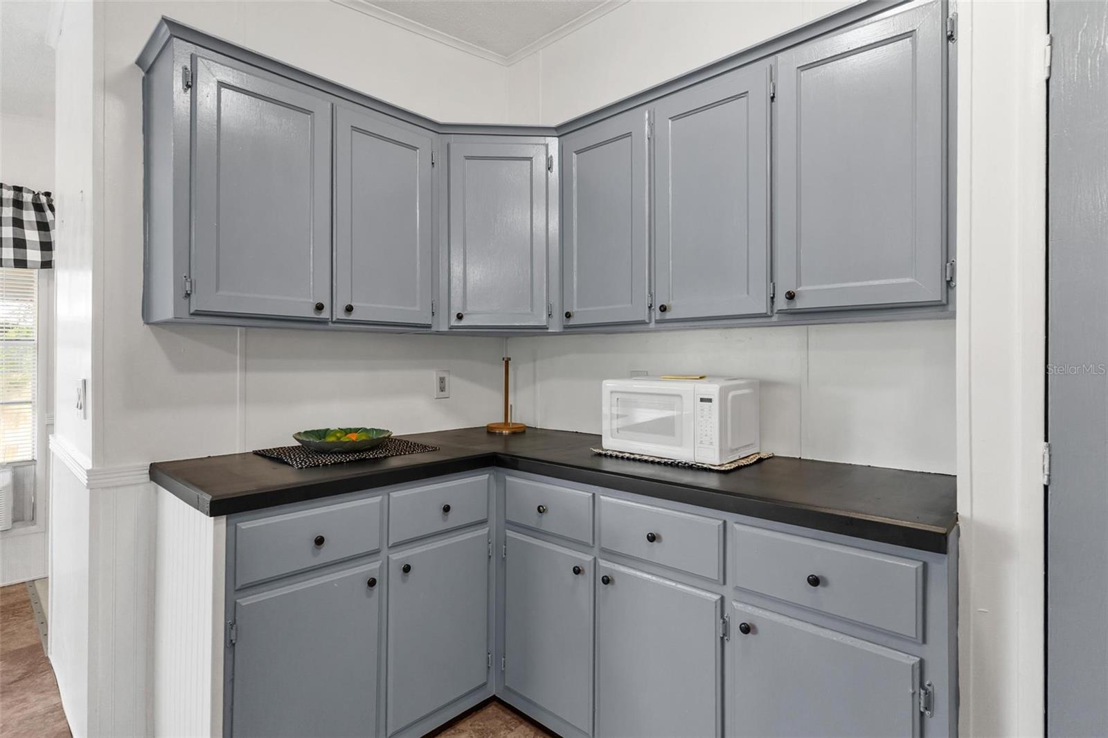 Image 14 of 42 For 18770 19th Place