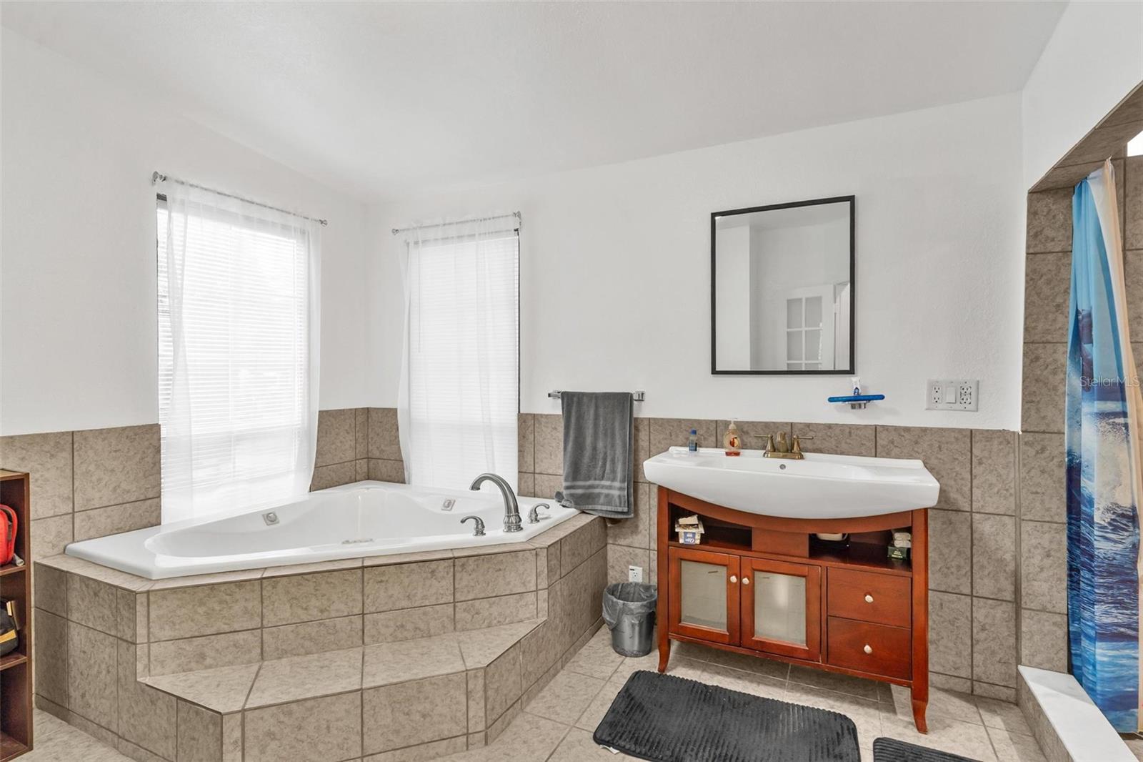 Image 21 of 42 For 18770 19th Place