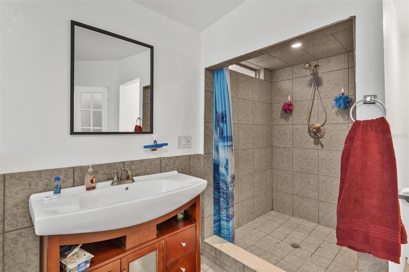 Image 23 of 42 For 18770 19th Place