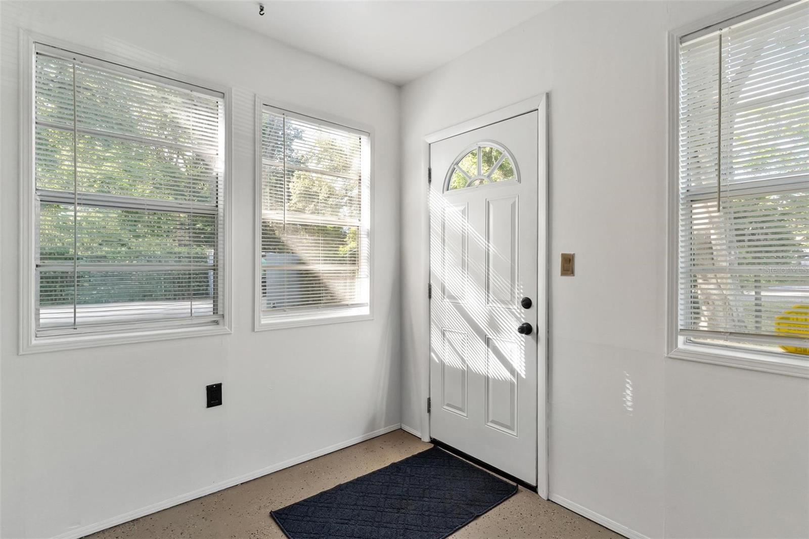 Image 25 of 42 For 18770 19th Place