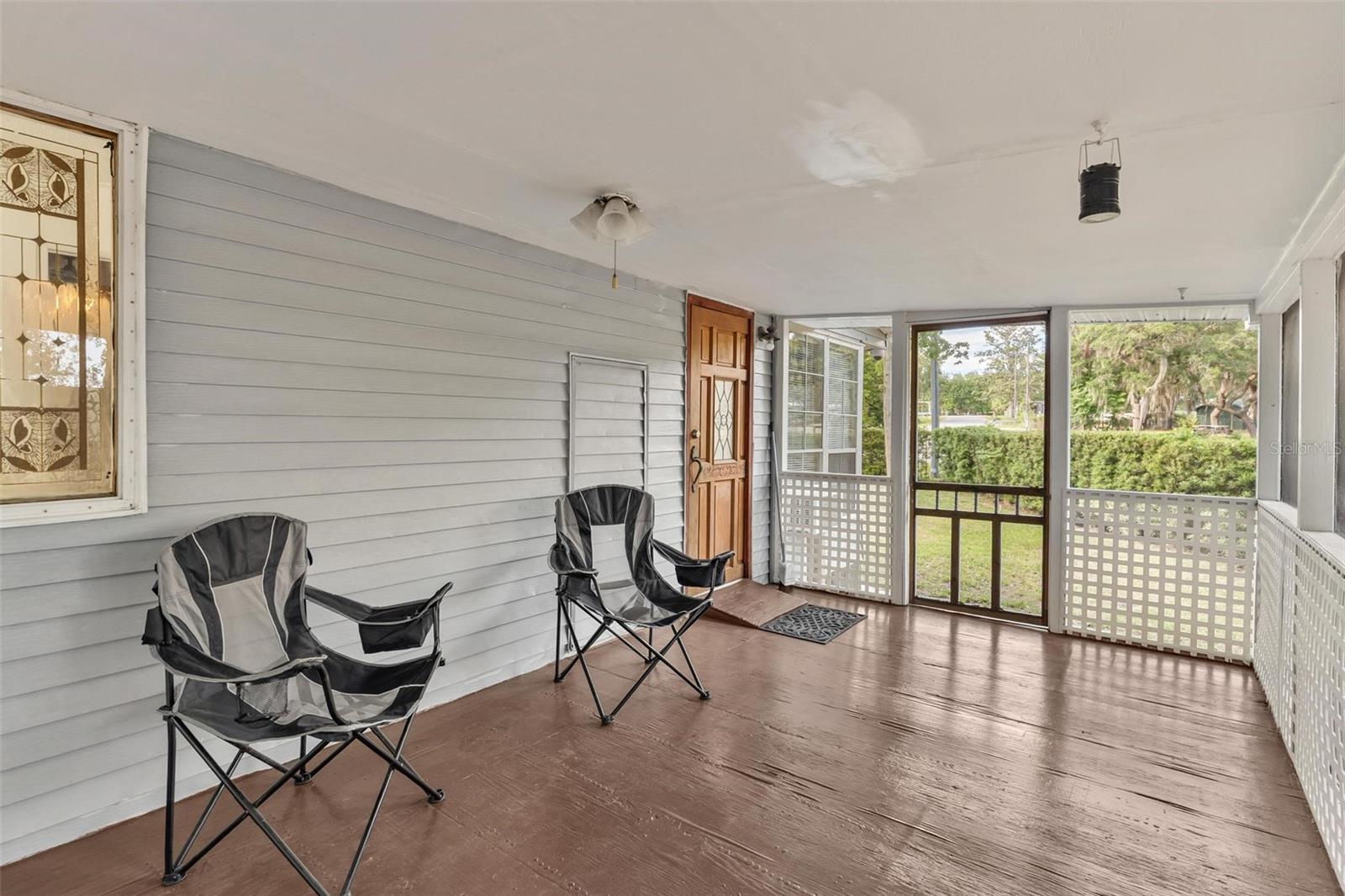 Image 32 of 42 For 18770 19th Place