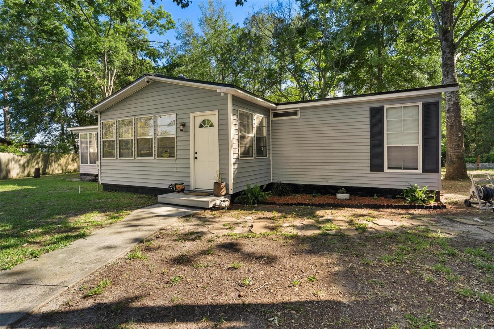 Image 36 of 42 For 18770 19th Place