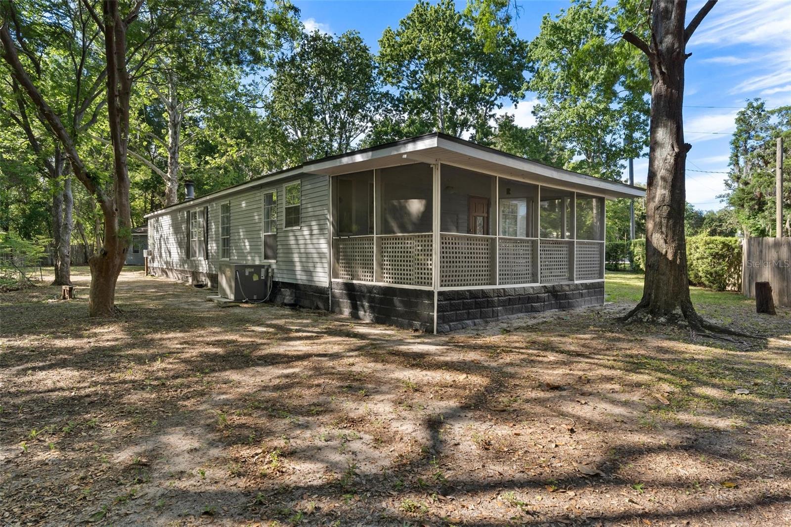 Image 39 of 42 For 18770 19th Place