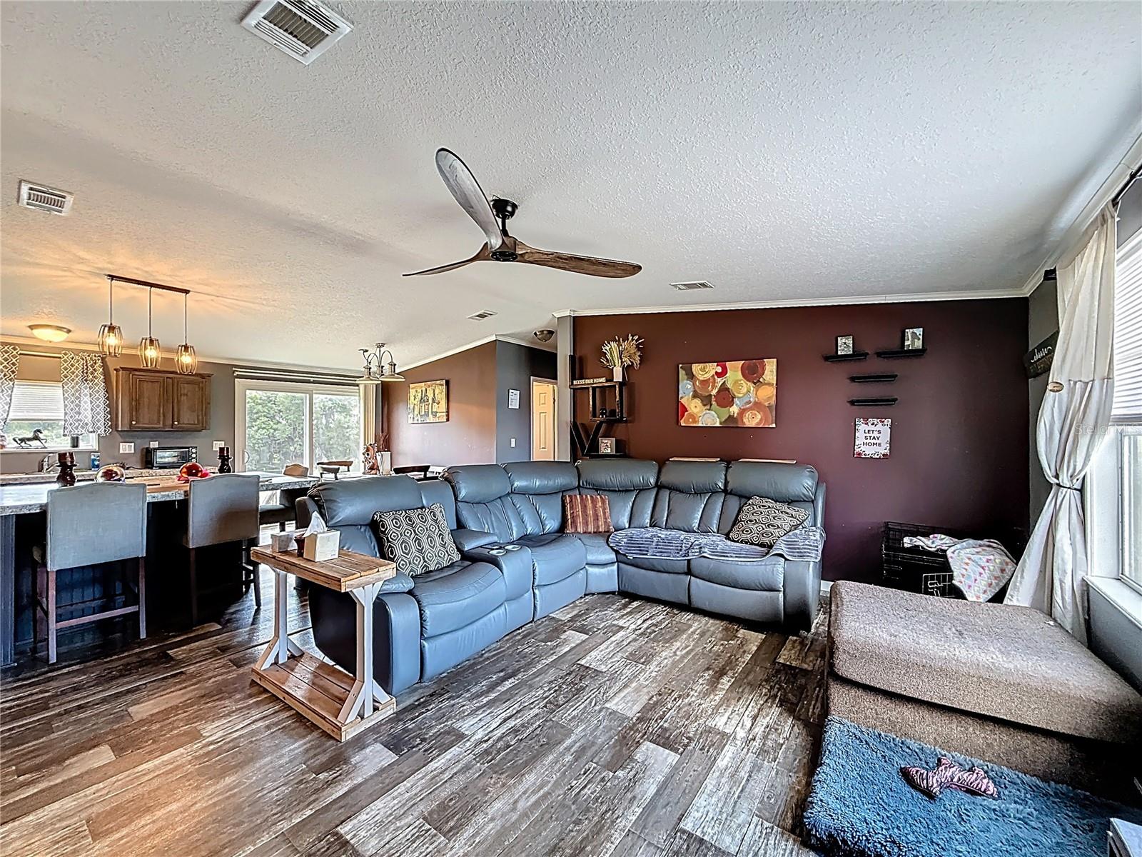 Image 14 of 36 For 8108 Sergeant Pepper Drive