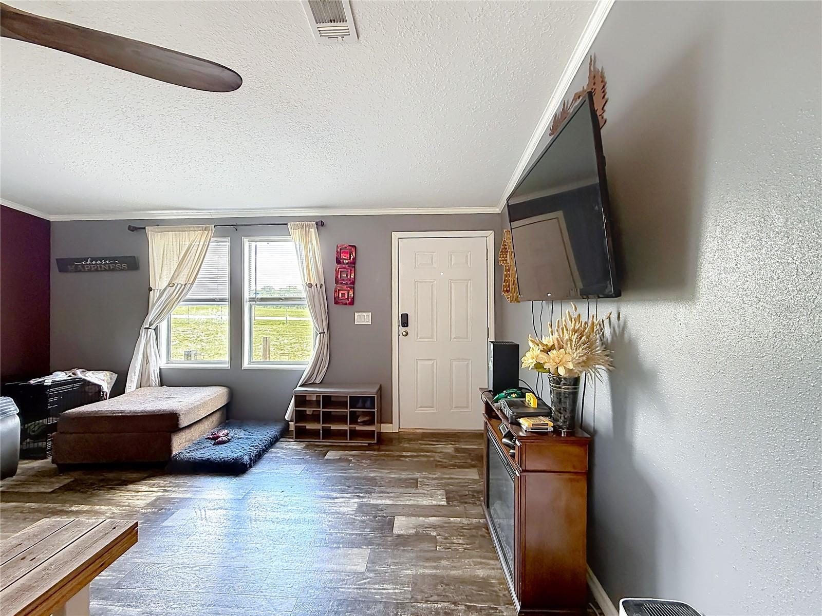 Image 15 of 36 For 8108 Sergeant Pepper Drive