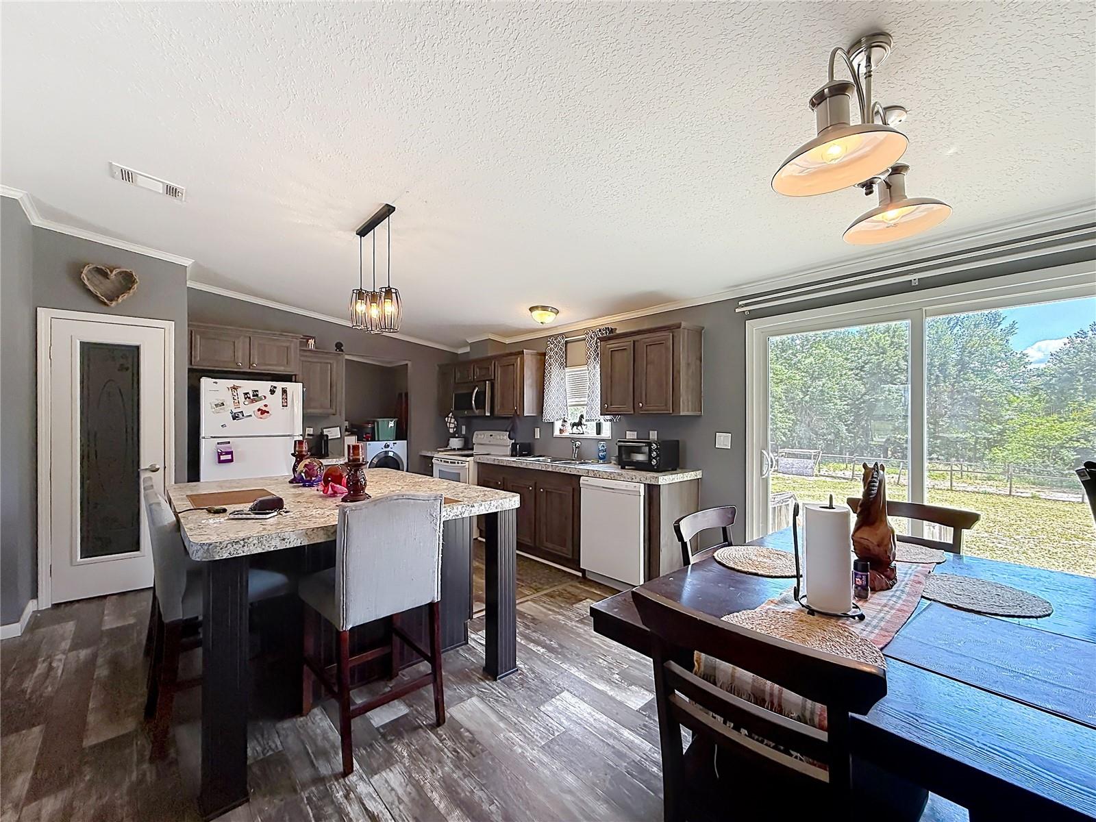 Image 21 of 36 For 8108 Sergeant Pepper Drive