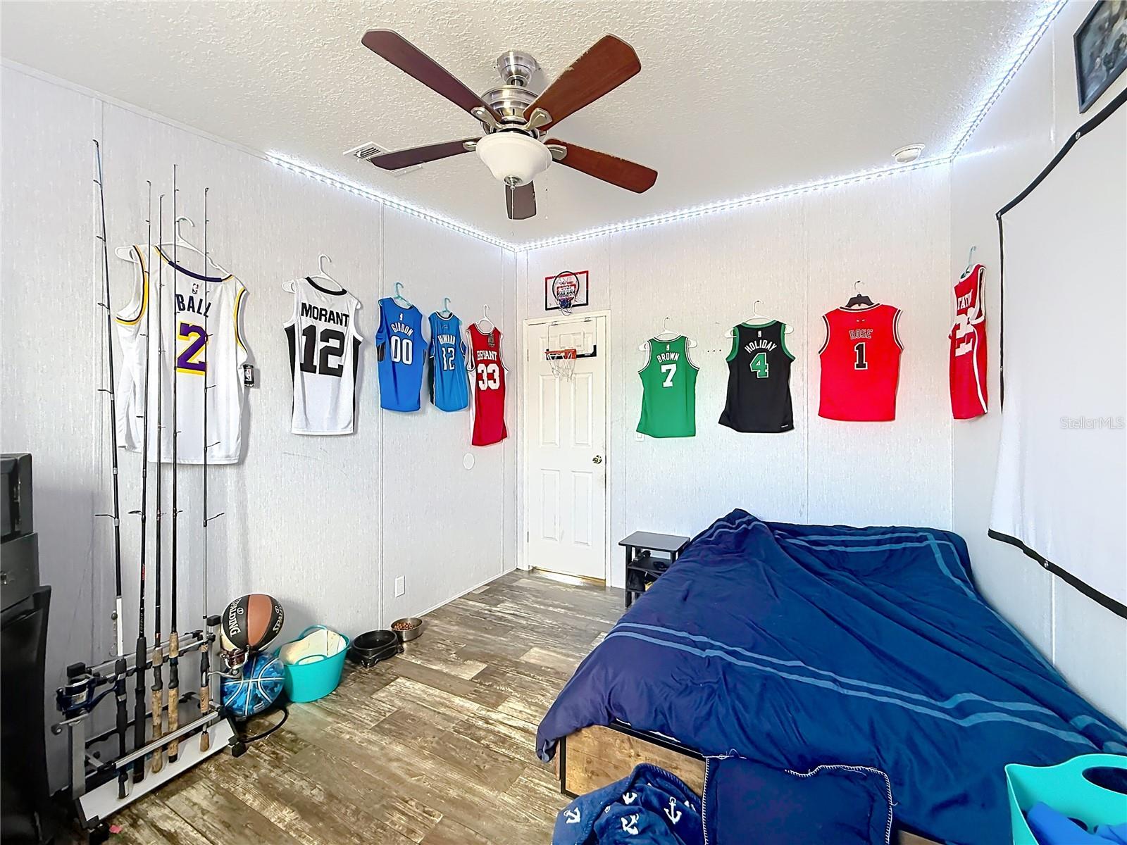 Image 31 of 36 For 8108 Sergeant Pepper Drive