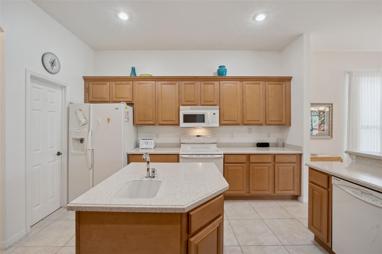 Image 10 of 32 For 3719 Belle Rose Drive