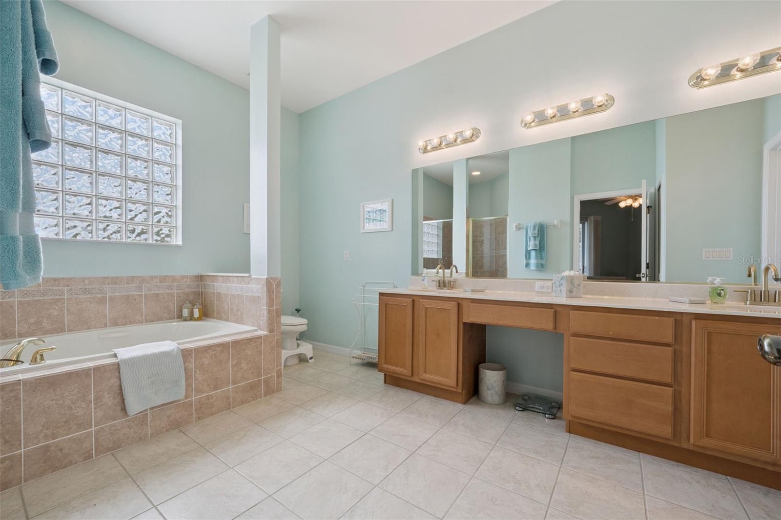 Image 17 of 32 For 3719 Belle Rose Drive