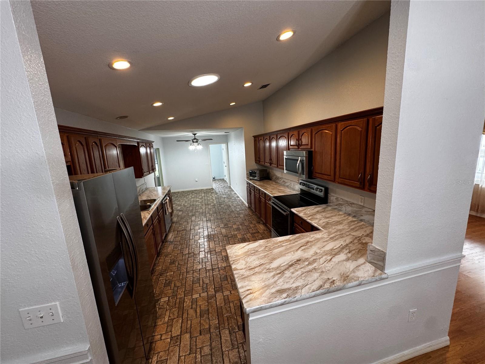 Image 4 of 17 For 17522 95th Circle