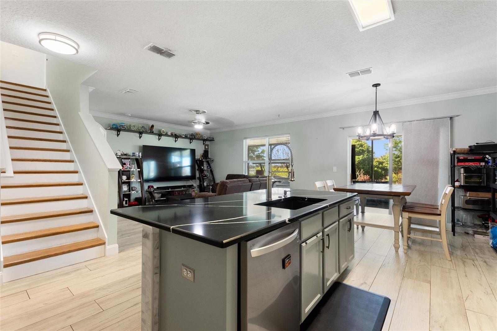 Image 10 of 51 For 144 Tracy Circle