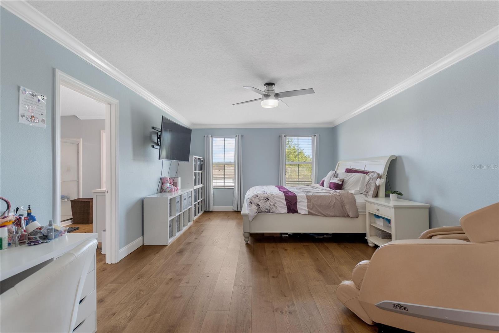 Image 34 of 51 For 144 Tracy Circle