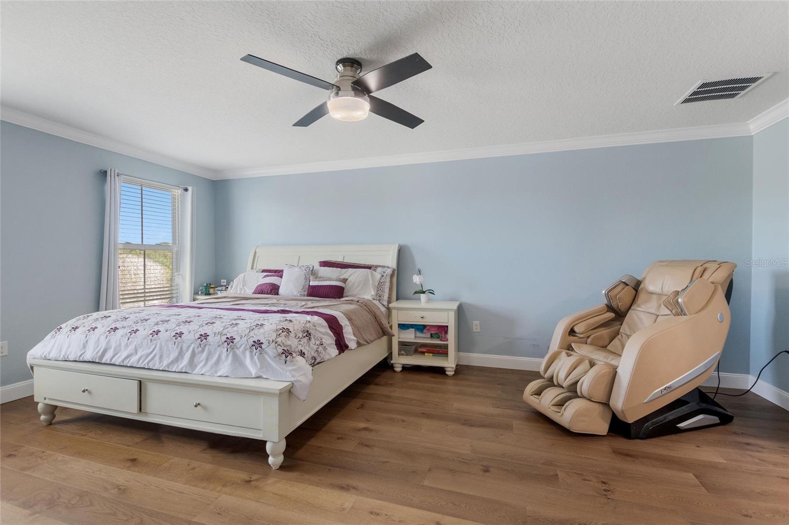 Image 35 of 51 For 144 Tracy Circle