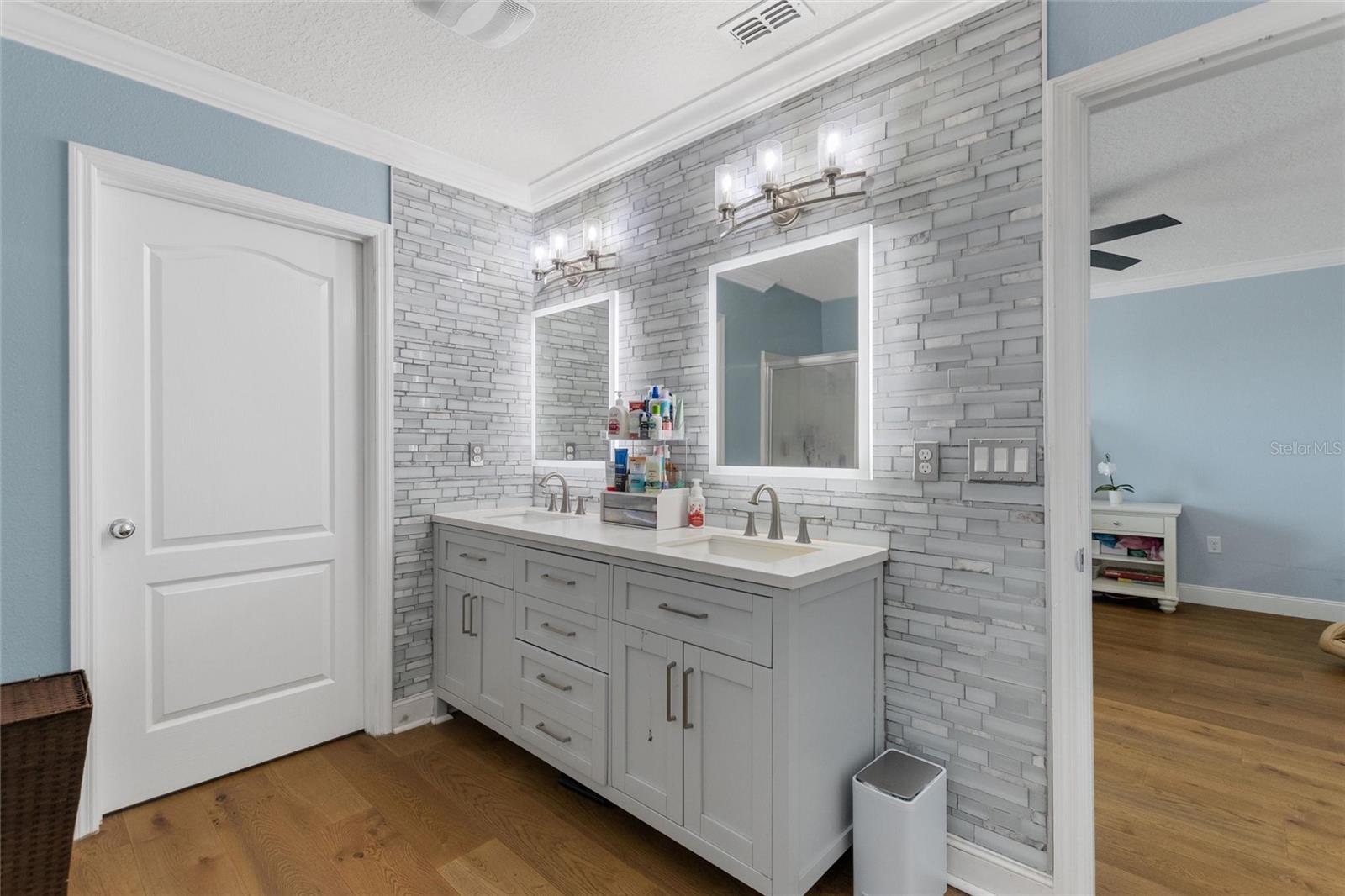 Image 37 of 51 For 144 Tracy Circle