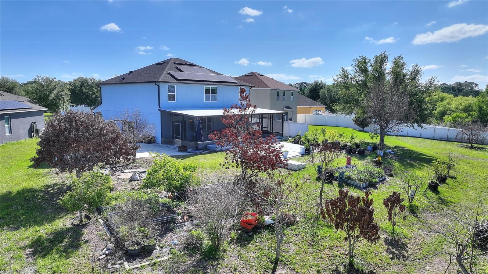 Image 44 of 51 For 144 Tracy Circle