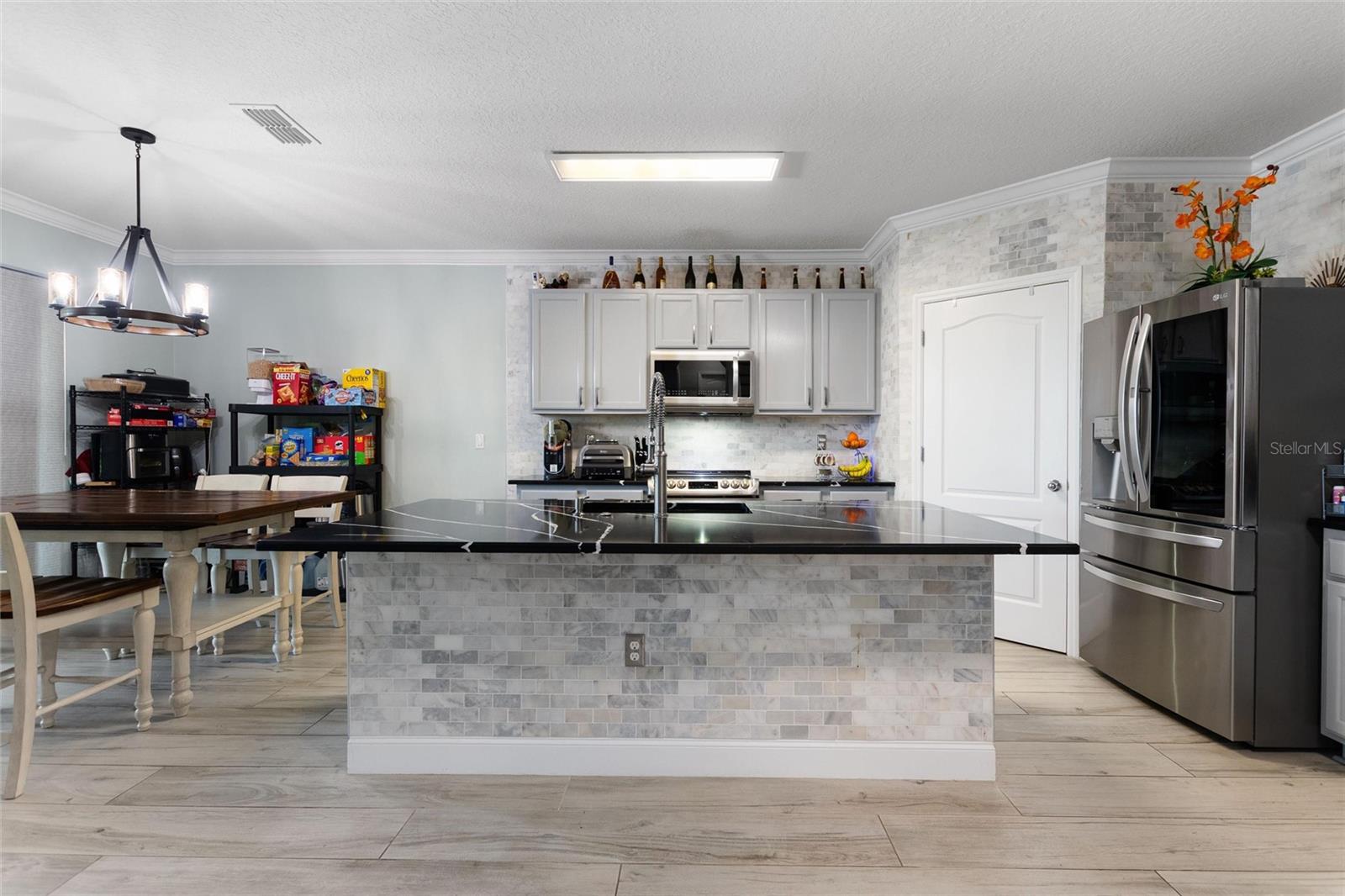 Image 8 of 51 For 144 Tracy Circle