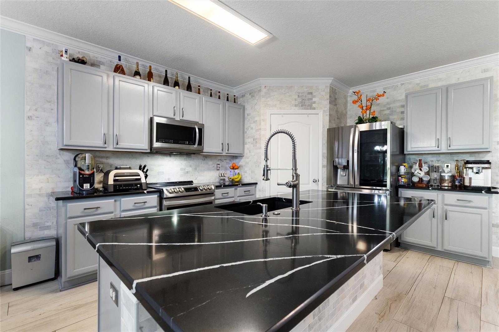 Image 9 of 51 For 144 Tracy Circle