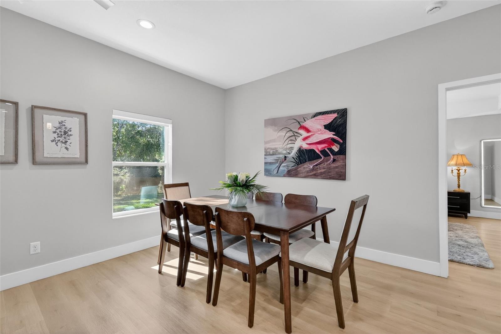 Image 13 of 50 For 335 Vincent Drive