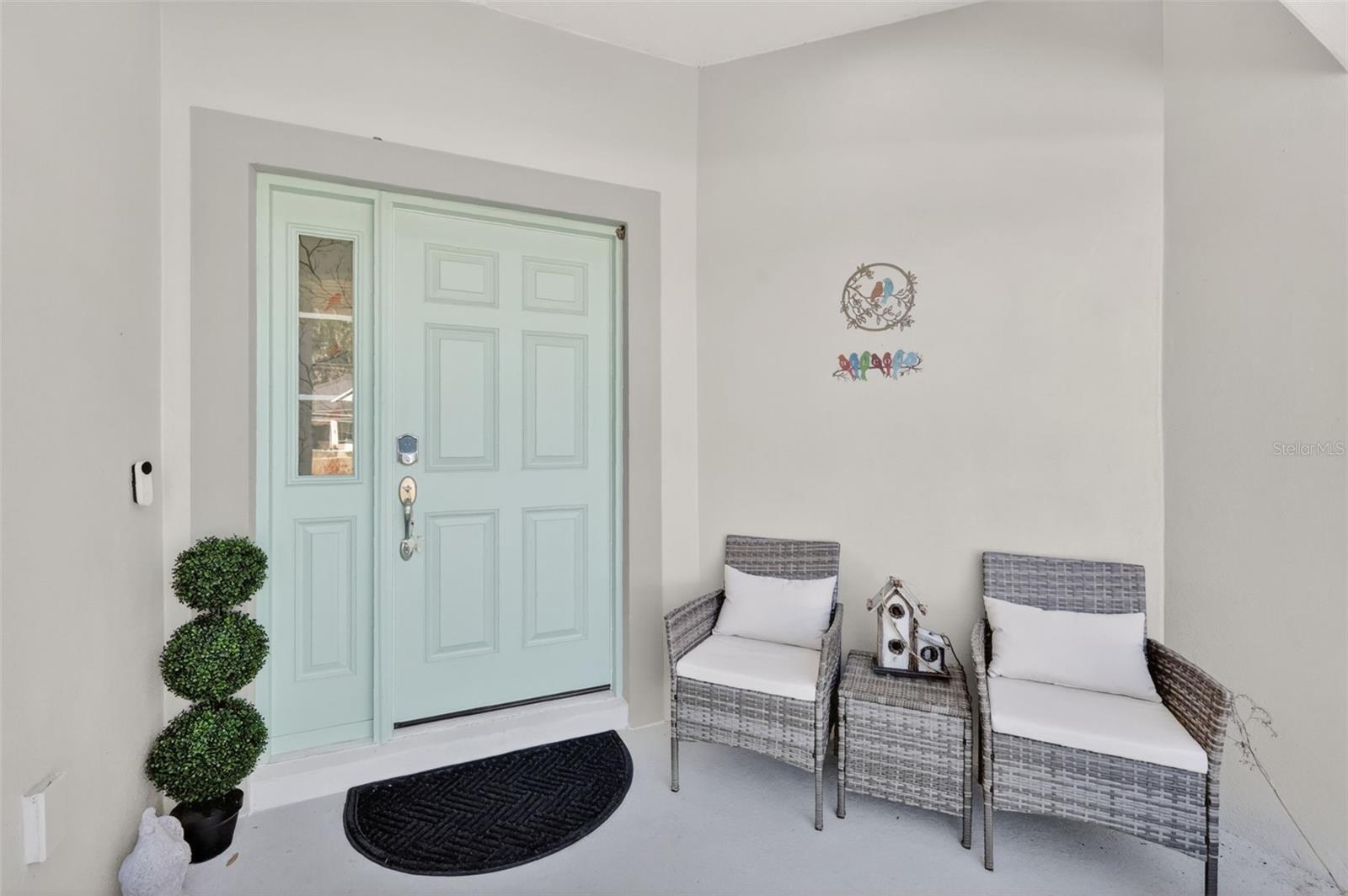 Image 7 of 50 For 335 Vincent Drive