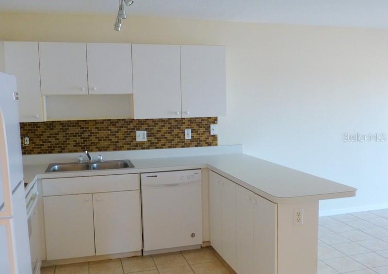 Image 2 of 11 For 2616 Icabod Court