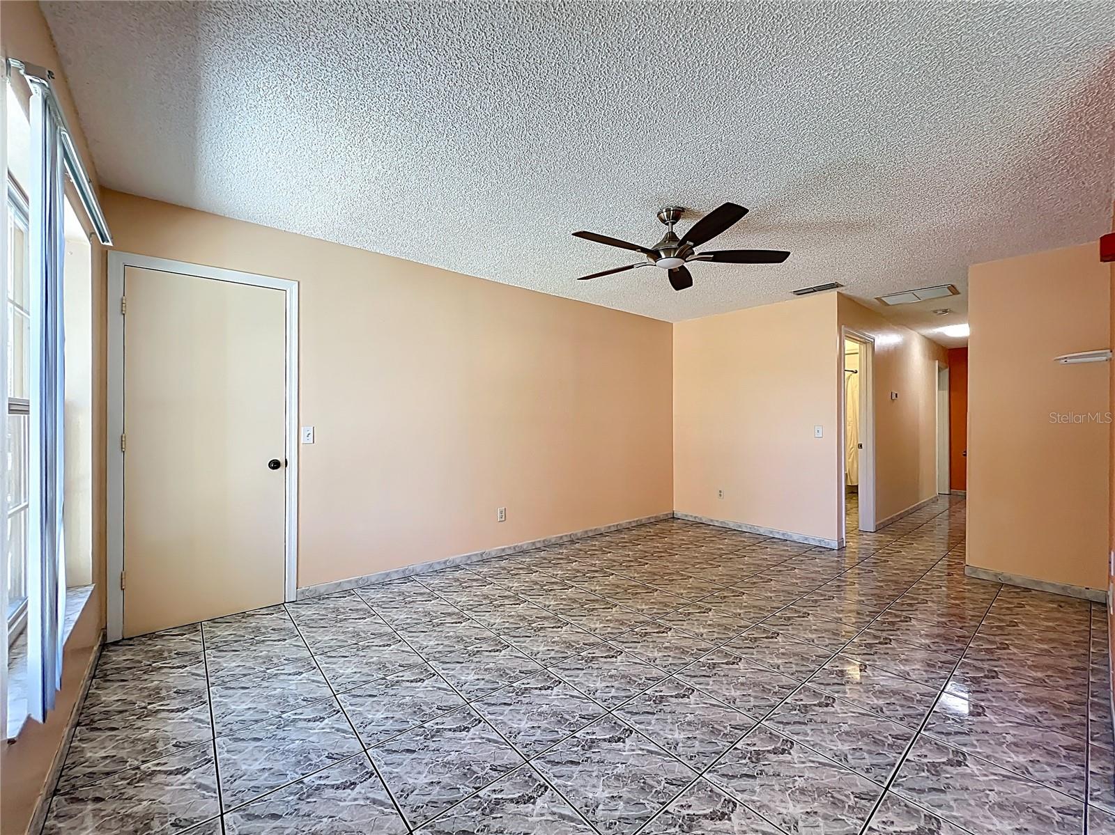 Image 11 of 55 For 612 Palmetto Drive