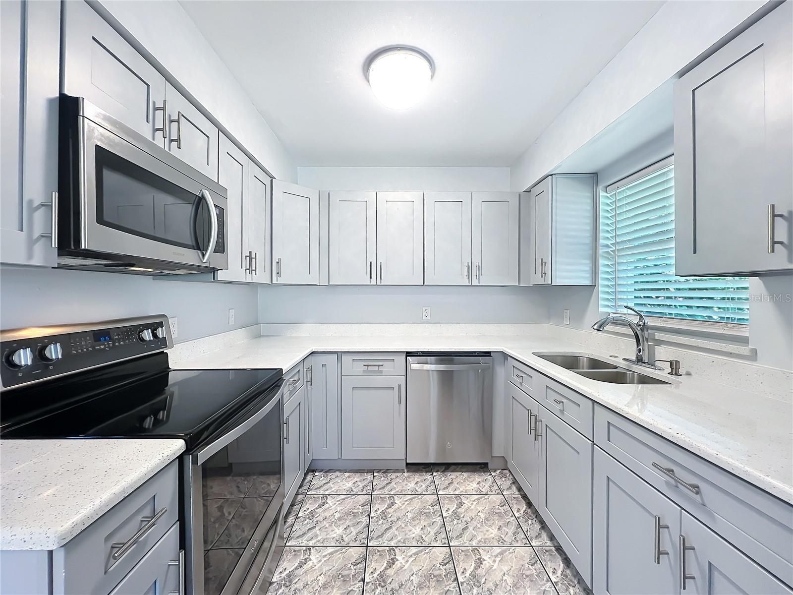 Image 21 of 55 For 612 Palmetto Drive