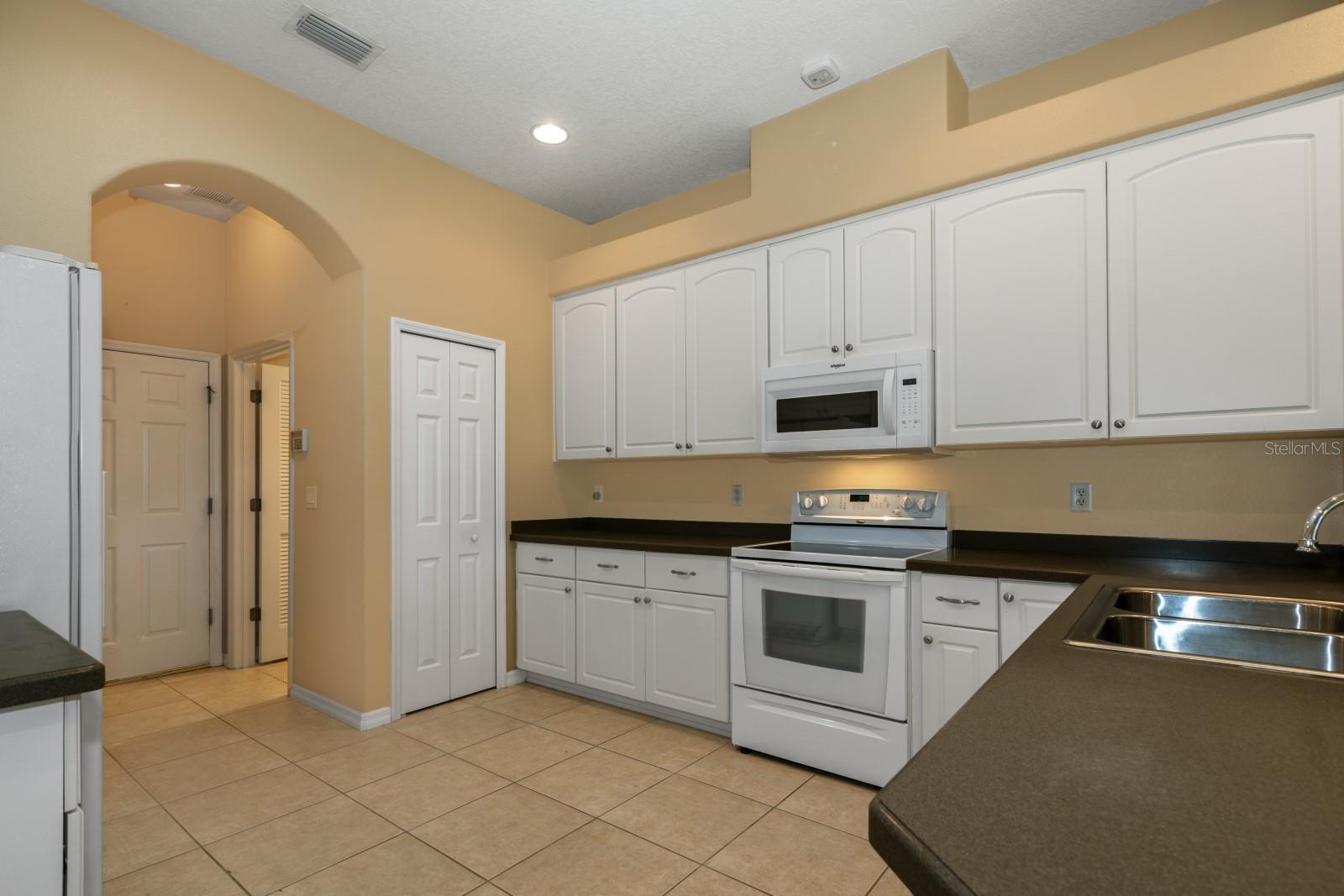 Image 8 of 19 For 27300 Pine Straw Road