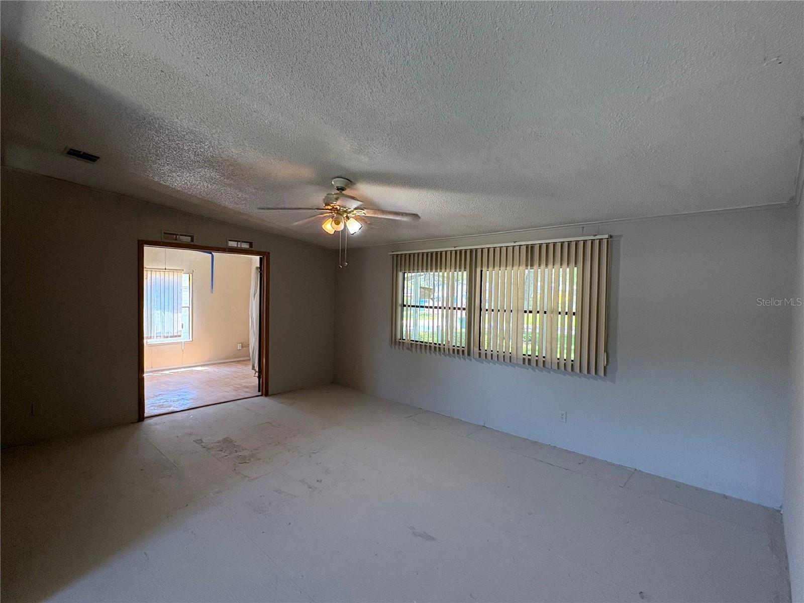 Image 6 of 9 For 25034 Betton Hill