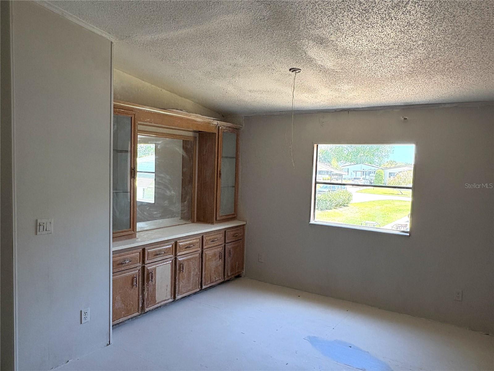 Image 7 of 9 For 25034 Betton Hill