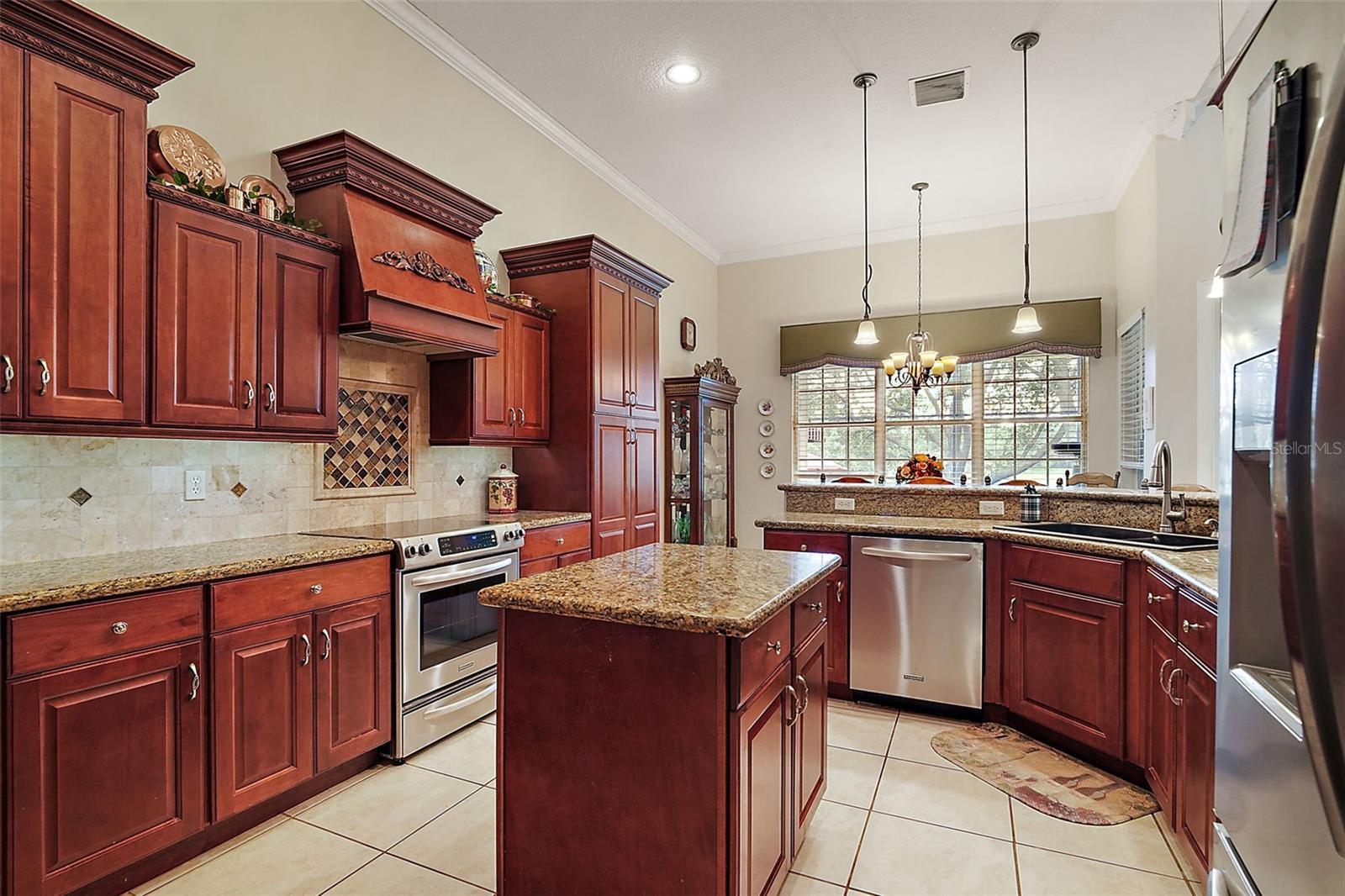 Image 17 of 57 For 11106 Oakshore Lane