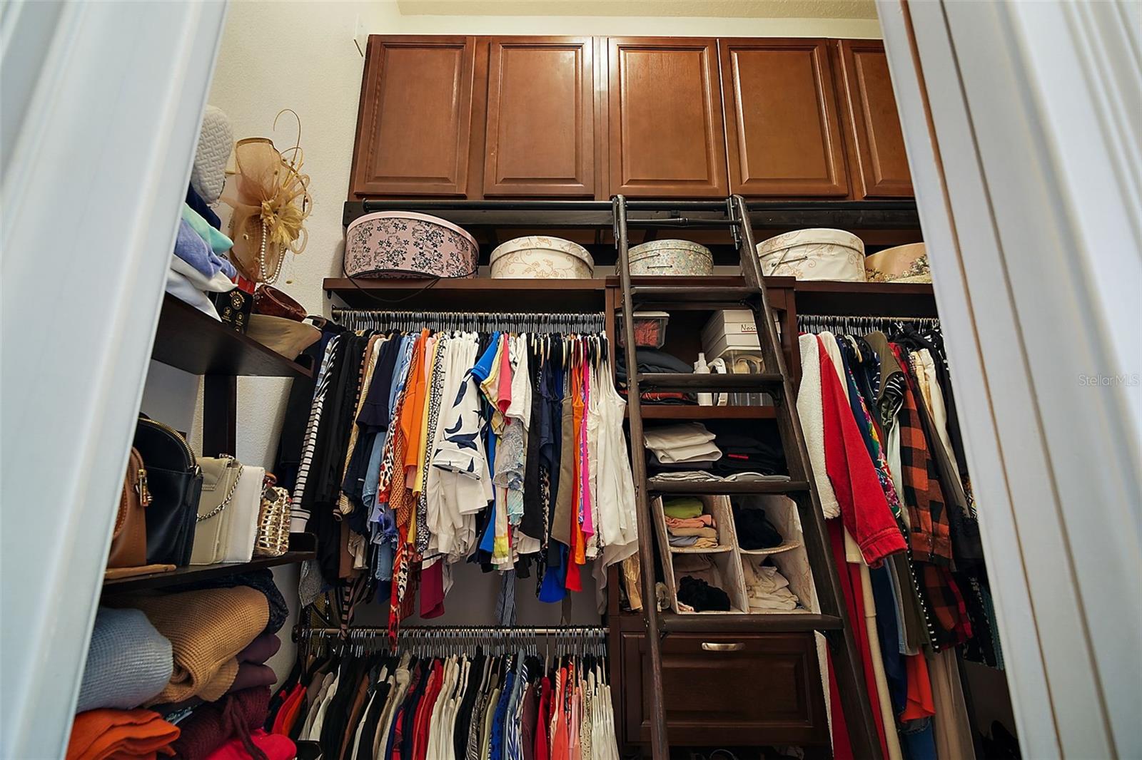 Image 20 of 57 For 11106 Oakshore Lane