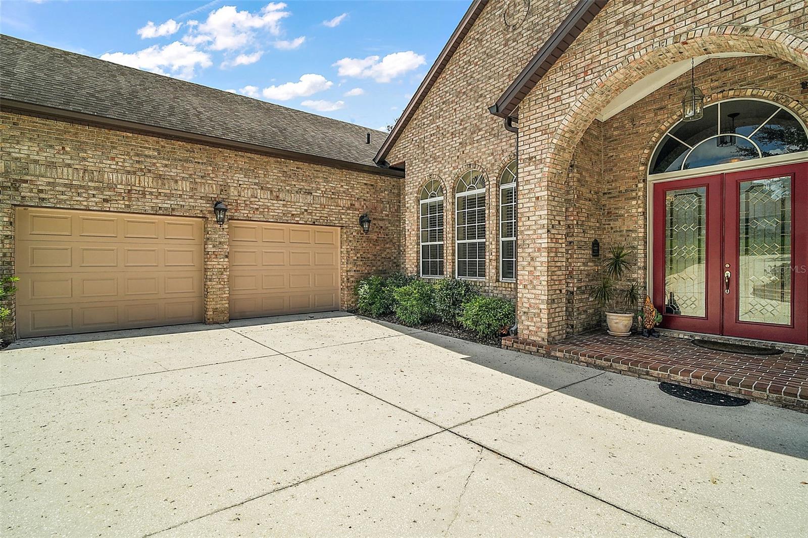 Image 4 of 57 For 11106 Oakshore Lane