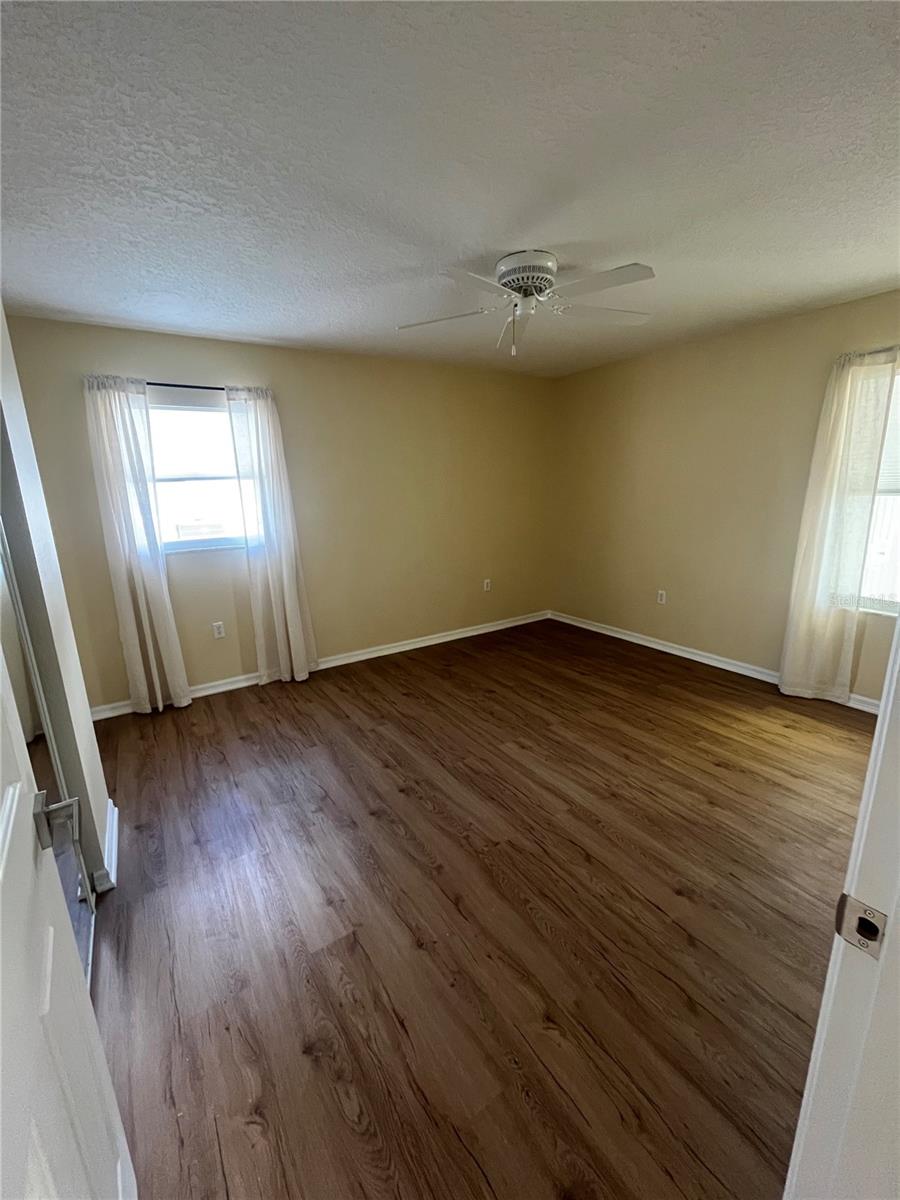 Image 23 of 30 For 1111 Apple Terrace