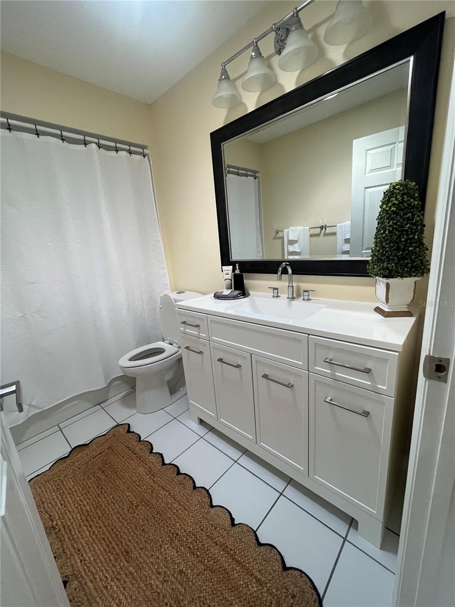 Image 26 of 30 For 1111 Apple Terrace