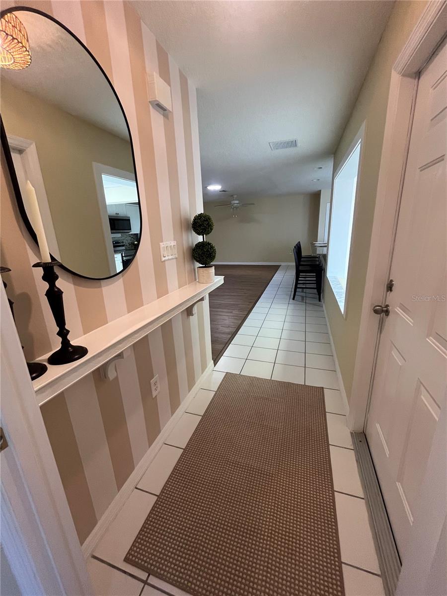 Image 5 of 30 For 1111 Apple Terrace