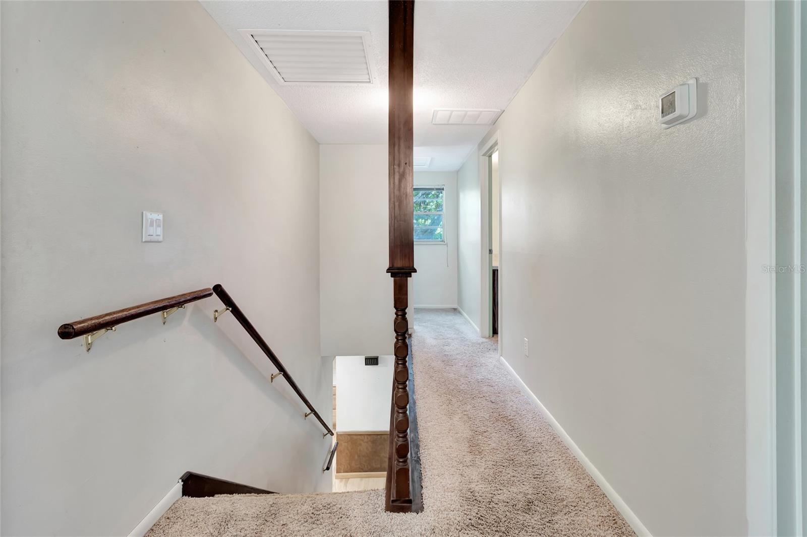 Image 18 of 38 For 1077 Linden Street