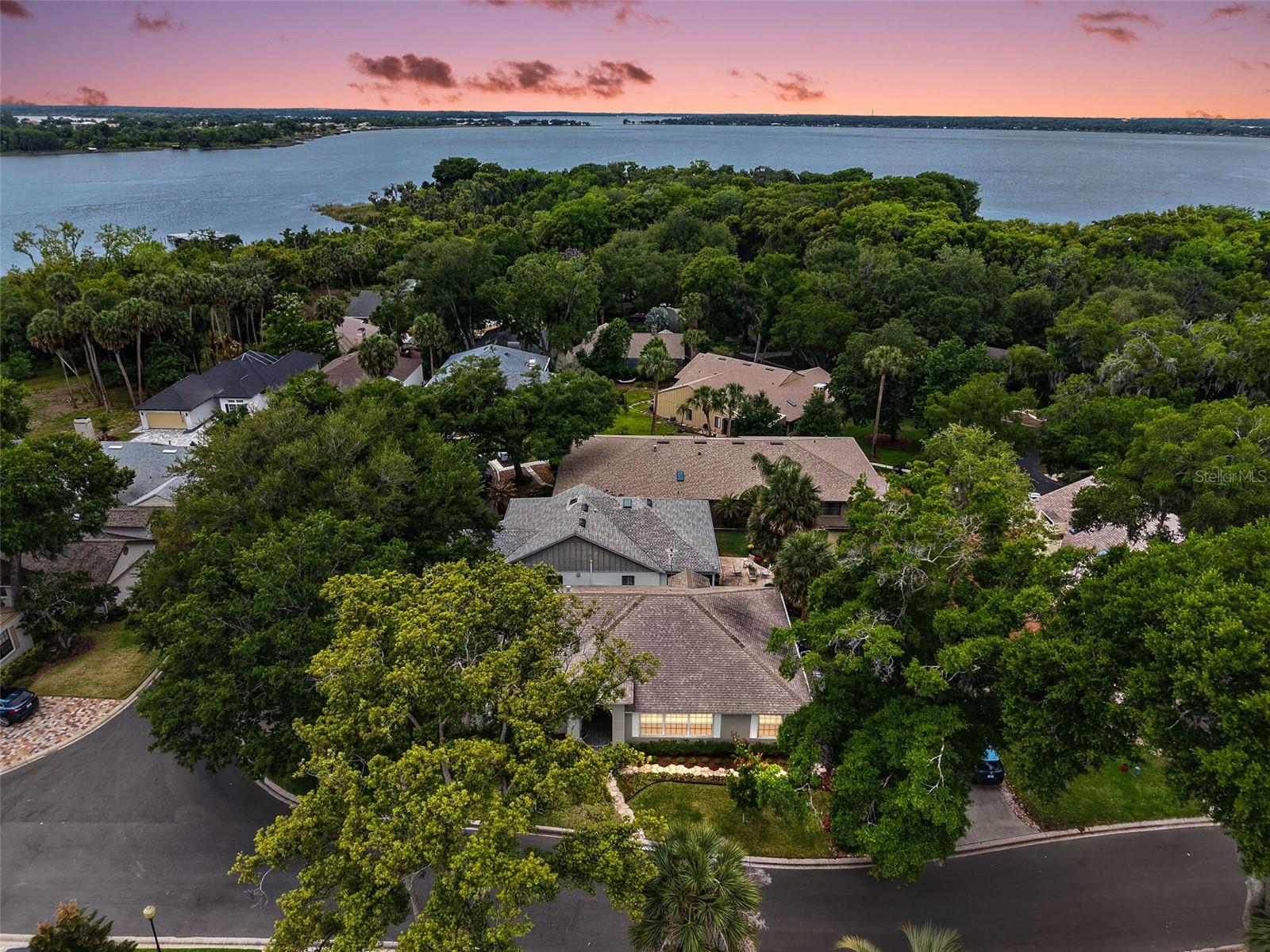 Image 3 of 100 For 605 Sandlake Court