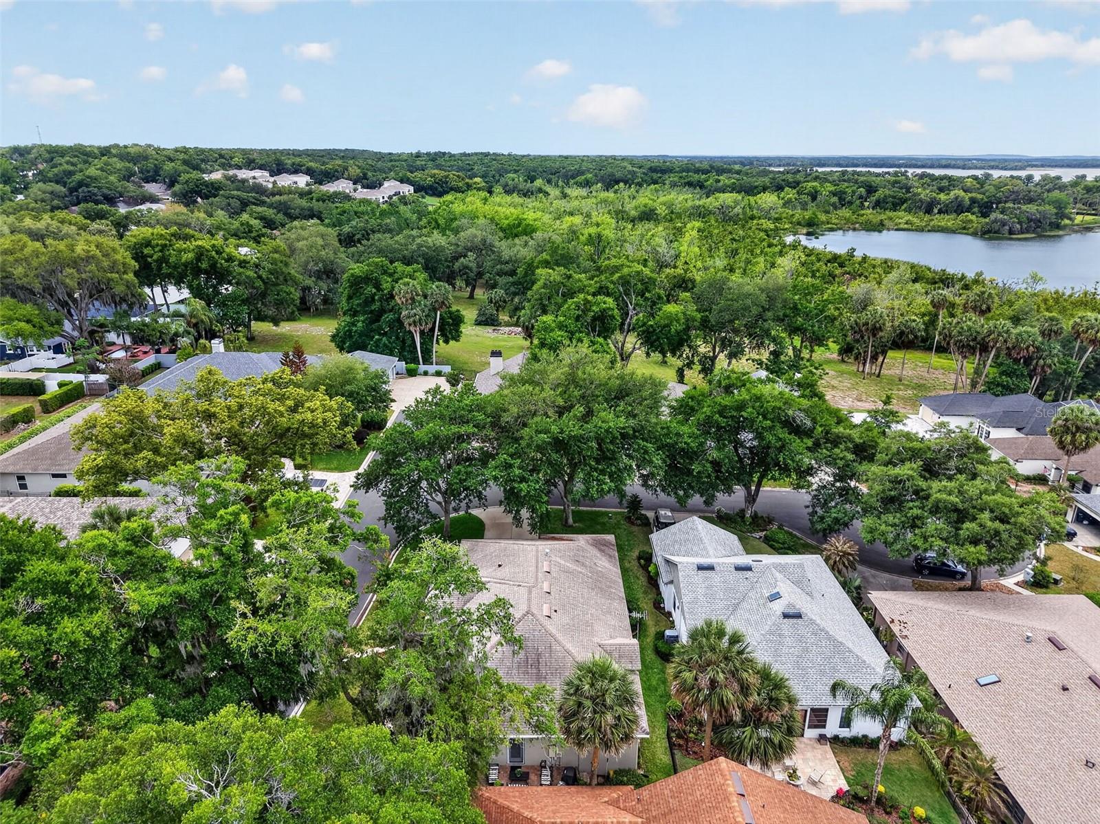 Image 55 of 100 For 605 Sandlake Court