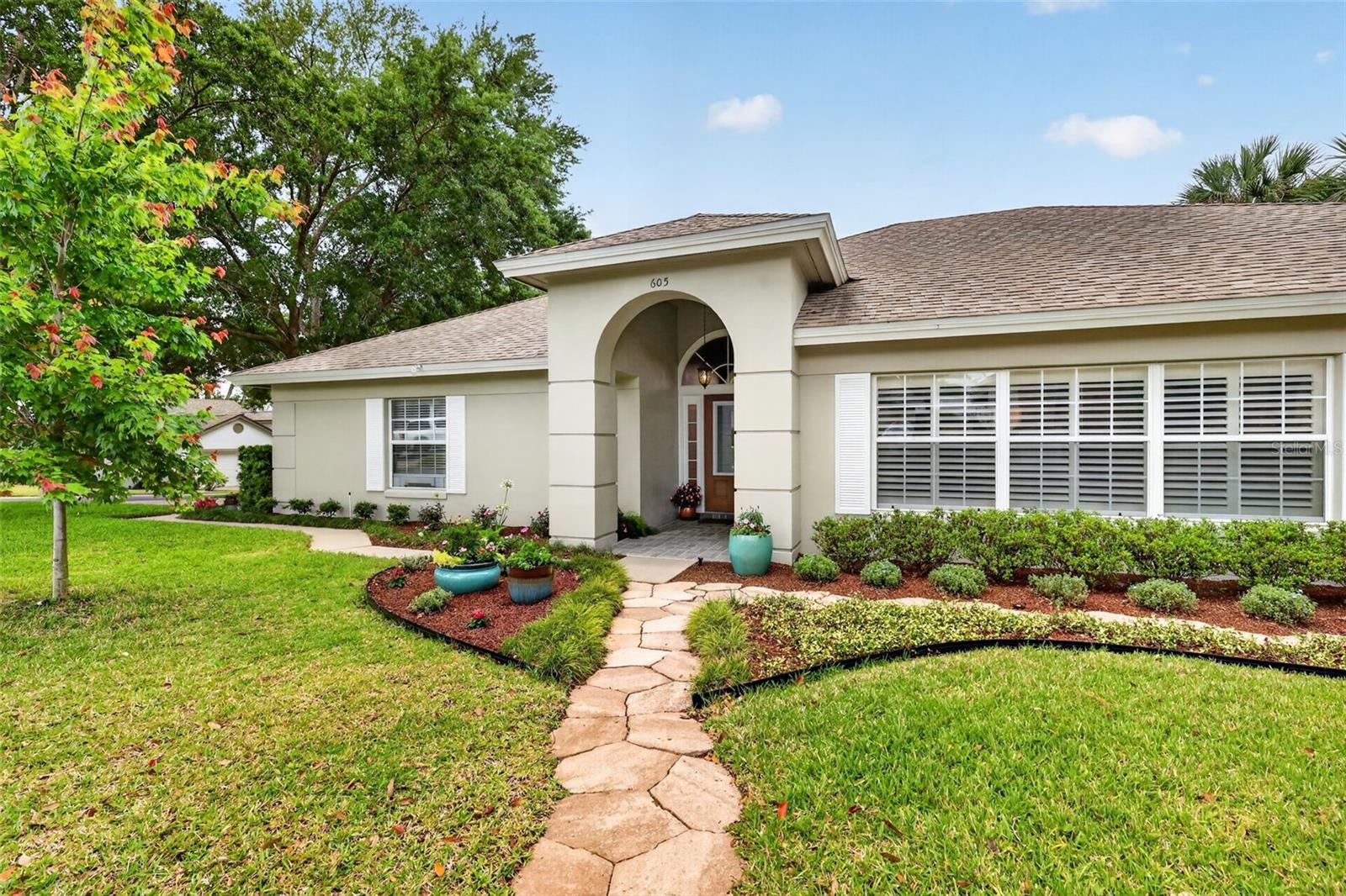 Image 6 of 100 For 605 Sandlake Court