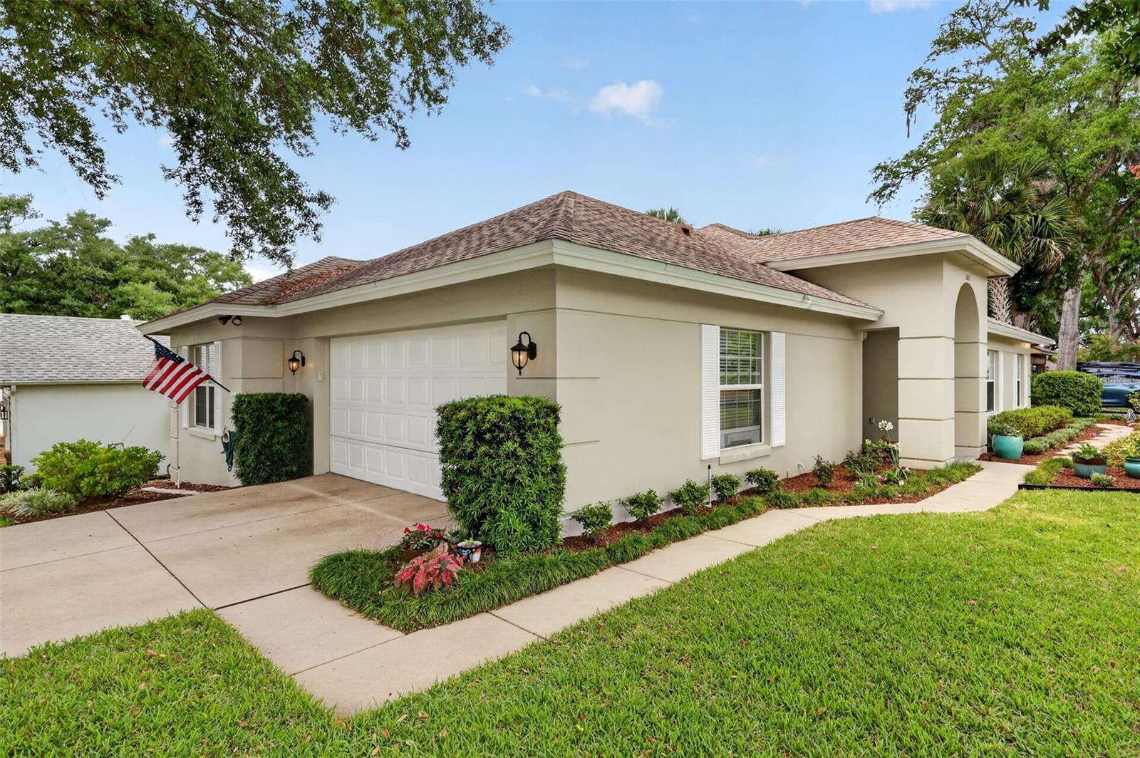 Image 7 of 100 For 605 Sandlake Court